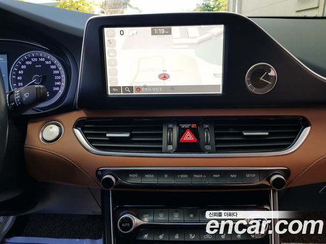 Hyundai Grandeur (IG) 2.4 Special 2018 — фото 20
