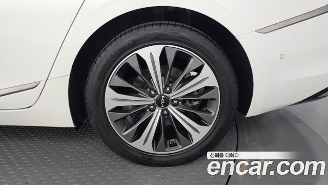 Kia K8 Hybrid Noblesse 2022 — фото 21