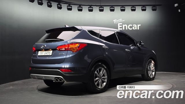 Hyundai Santa Fe (DM) Diesel(e-VGT) 2.0 2WD Morden 2015 — фото 2