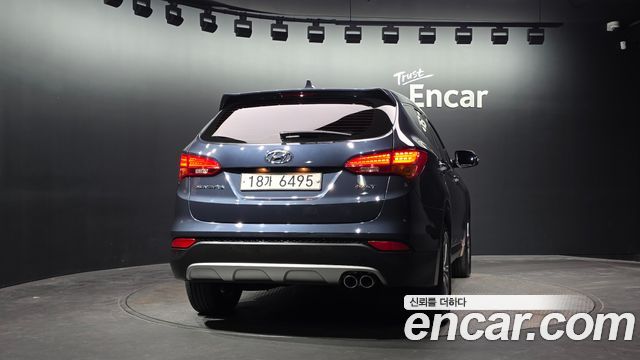 Hyundai Santa Fe (DM) Diesel(e-VGT) 2.0 2WD Morden 2015 — фото 4