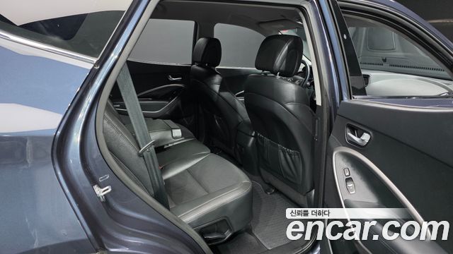 Hyundai Santa Fe (DM) Diesel(e-VGT) 2.0 2WD Morden 2015 — фото 12