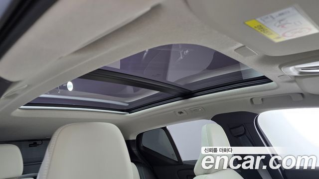 Volvo XC40 B4 Ultra Bright 2025 — фото 22