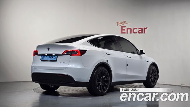 Tesla Model Y Long Range AWD 2022 — фото 2