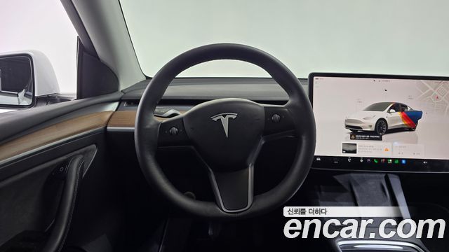 Tesla Model Y Long Range AWD 2022 — фото 17