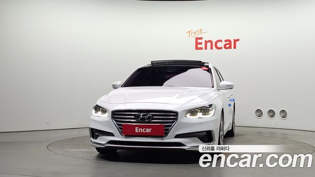 Hyundai Grandeur (IG) 2.4 Premium Special 2017 — фото 3