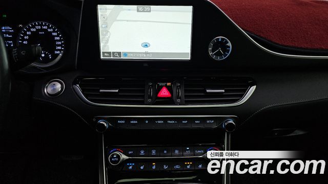 Hyundai Grandeur (IG) 2.4 Premium Special 2017 — фото 14