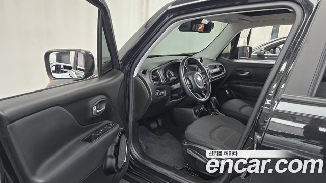 Jeep Renegade 2.0 Diesel Eagle Edition AWD 2017 — фото 10