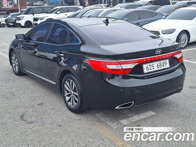 Hyundai Grandeur (HG) HG240 Luxury 2012 — фото 5