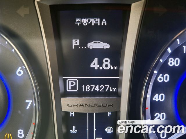 Hyundai Grandeur (HG) HG240 Luxury 2012 — фото 16