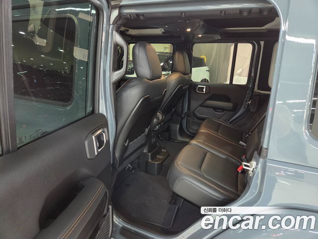 Jeep Wrangler (JL) 2.0 Sahara 4Door 2026 — фото 8