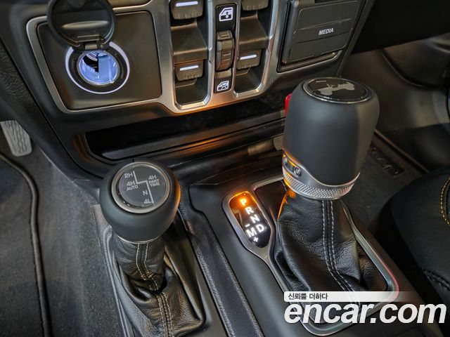 Jeep Wrangler (JL) 2.0 Sahara 4Door 2026 — фото 15