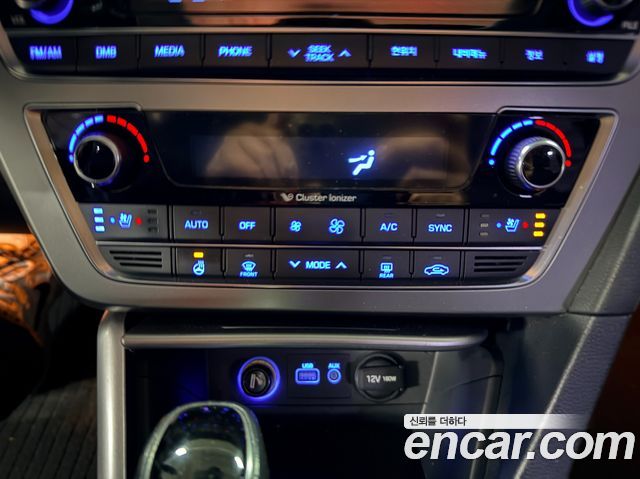 Hyundai Sonata (LF) LPI Modern(Handicapped) 2015 — фото 18