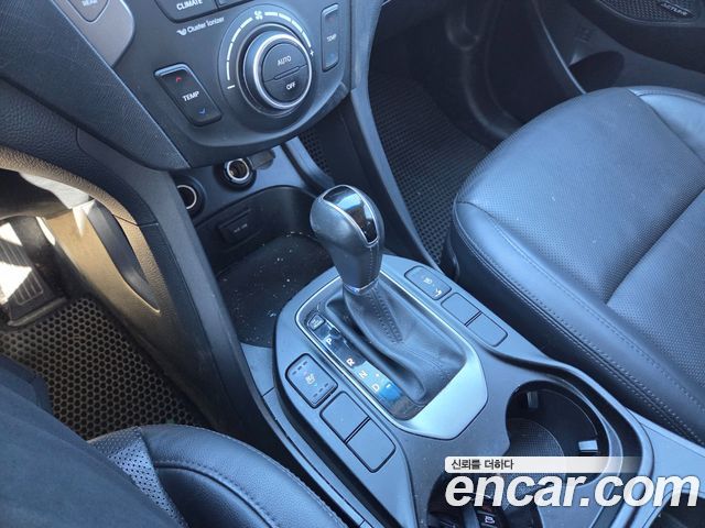Hyundai Santa Fe (DM) Diesel(e-VGT) 2.0 2WD Premium 2015 — фото 10