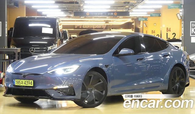 Tesla Model S Plaid