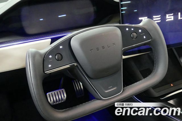 Tesla Model S Plaid 2026 — фото 12