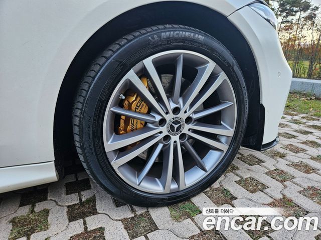 Mercedes-Benz CLS-Class (C257) CLS400d 4MATIC 2019 — фото 5