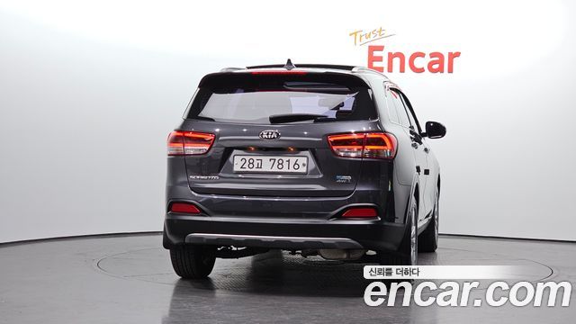 Kia Sorento Diesel 2.0 4WD Prestige 2015 — фото 4