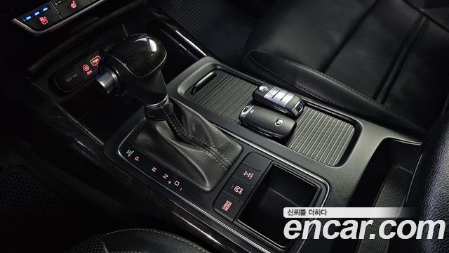 Kia Sorento Diesel 2.0 4WD Prestige 2015 — фото 9