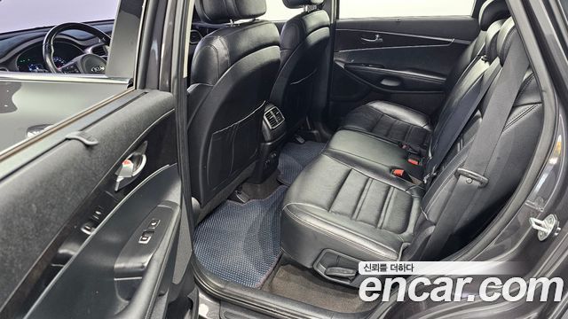 Kia Sorento Diesel 2.0 4WD Prestige 2015 — фото 12