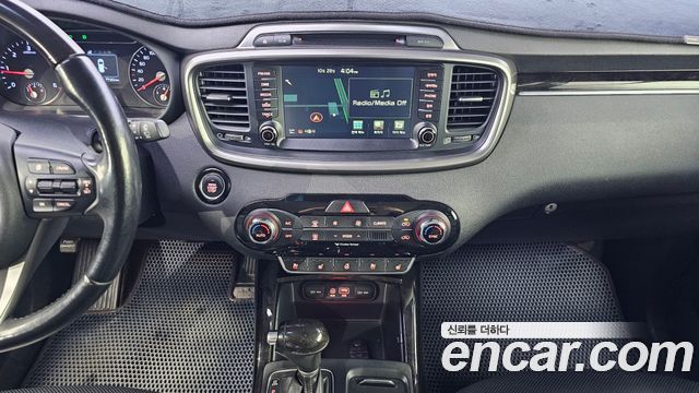 Kia Sorento Diesel 2.0 4WD Prestige 2015 — фото 13
