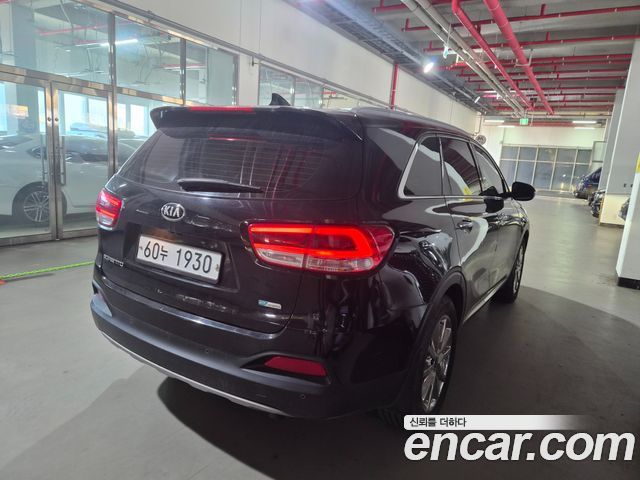 Kia Sorento Diesel 2.0 2WD Noblesse 2015 — фото 2