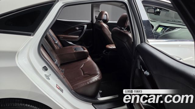 Hyundai Grandeur (HG) HG300 Premium 2016 — фото 11