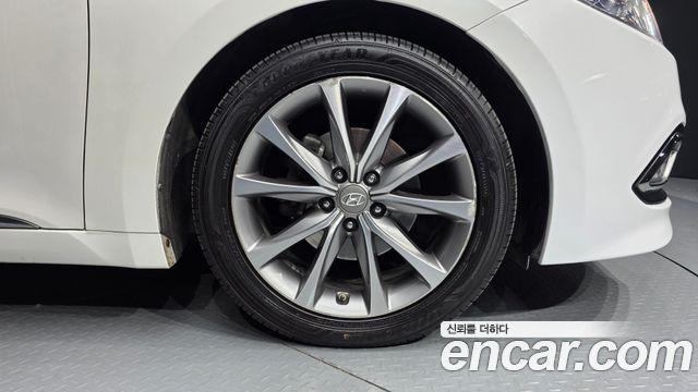 Hyundai Grandeur (HG) HG300 Premium 2016 — фото 21