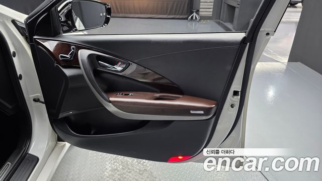 Hyundai Grandeur (HG) HG300 Premium 2016 — фото 24