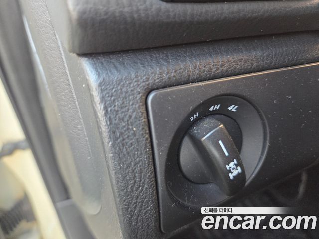 KG Mobility (SsangYong) Rexton W 2.0 4WD RX7 Luxury 2014 — фото 16