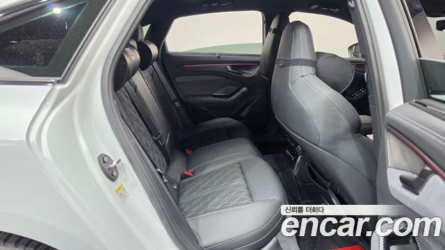 Audi A6 (C9) 55 TFSI Quattro S Line 2026 — фото 11