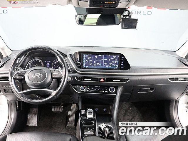 Hyundai Sonata (DN8) 2.0 LPG(rental car) Smart 2020 — фото 18