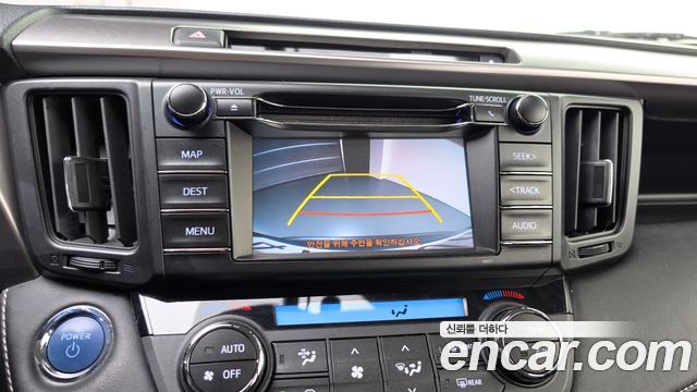 Toyota RAV4 2.5 4WD Hybrid 4th 2016 — фото 15