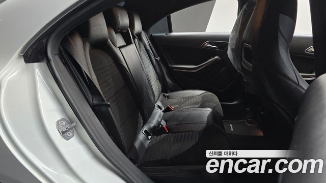 Mercedes-Benz CLA-Class (C117) CLA220 AMG Line 2019 — фото 11