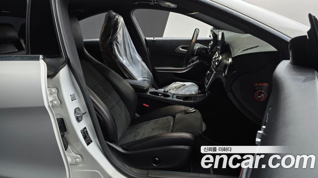 Mercedes-Benz CLA-Class (C117) CLA220 AMG Line 2019 — фото 26