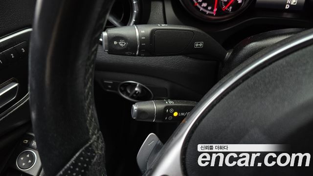Mercedes-Benz CLA-Class (C117) CLA220 AMG Line 2019 — фото 27