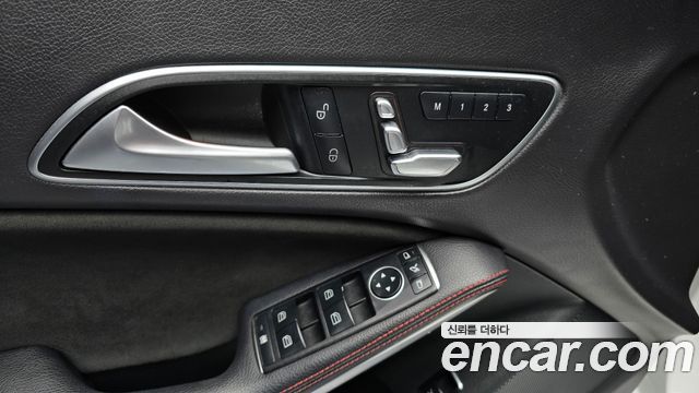 Mercedes-Benz CLA-Class (C117) CLA220 AMG Line 2019 — фото 29