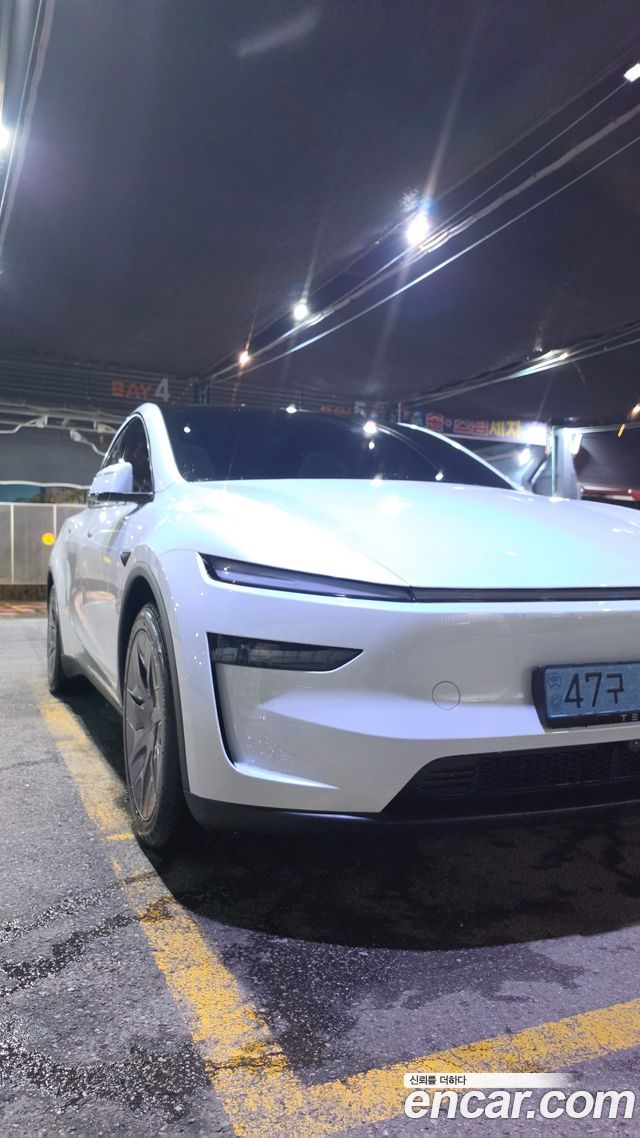 Tesla Model Y L Long Range AWD 2026 — фото 19