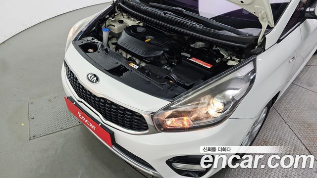 Kia Carens 2.0 LPI Luxury 2017 — фото 6