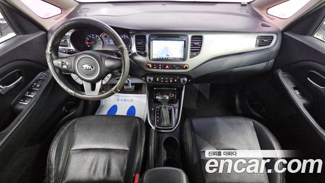 Kia Carens 2.0 LPI Luxury 2017 — фото 7