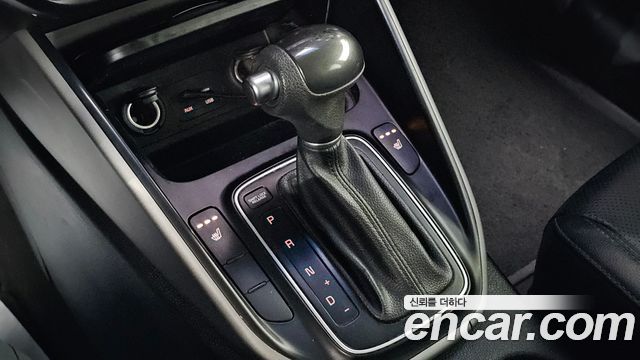 Kia Carens 2.0 LPI Luxury 2017 — фото 9