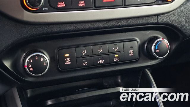 Kia Carens 2.0 LPI Luxury 2017 — фото 18