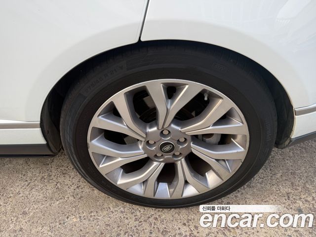 Land Rover Range Rover (IV) 5.0 SC AB LWB 2020 — фото 5