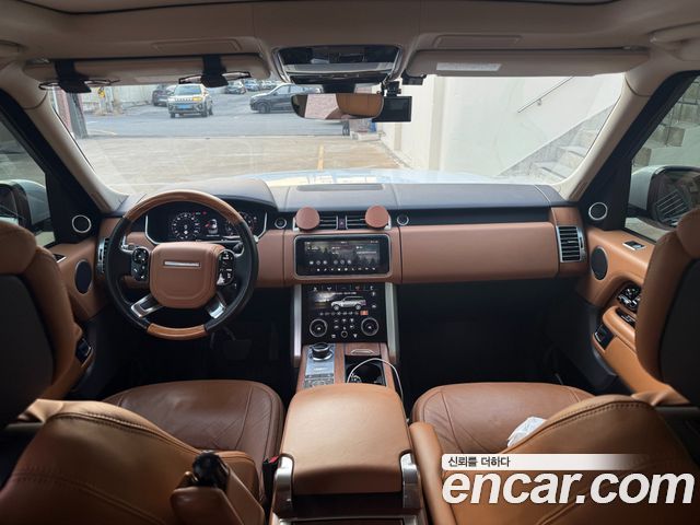 Land Rover Range Rover (IV) 5.0 SC AB LWB 2020 — фото 19