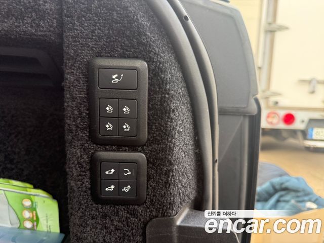 Land Rover Range Rover (IV) 5.0 SC AB LWB 2020 — фото 24