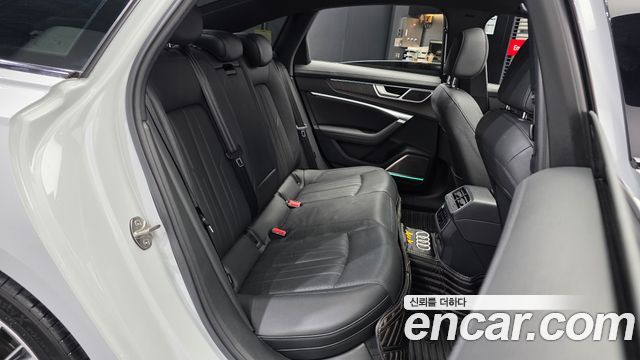 Audi A6 (C8) 50 TDI Quattro Premium 2021 — фото 12