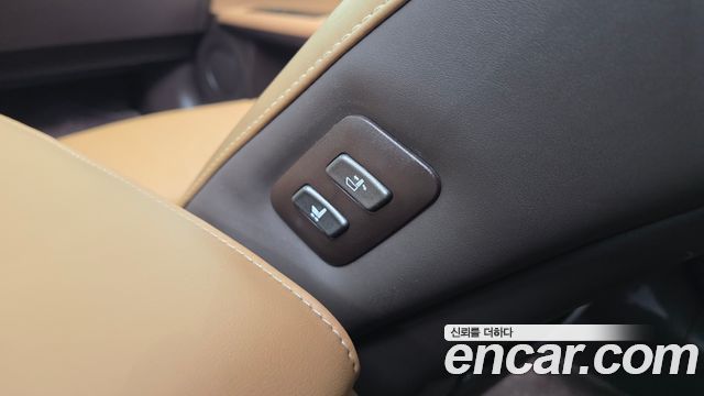 Lexus ES300h Executive XV60 2017 — фото 17