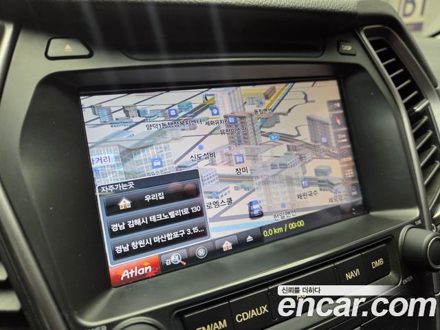 Hyundai Santa Fe (DM) Diesel(e-VGT) 2.0 2WD Premium 2013 — фото 10