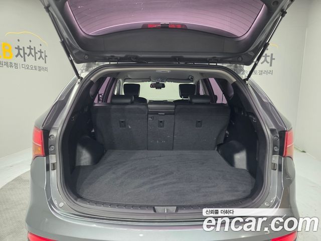 Hyundai Santa Fe (DM) Diesel(e-VGT) 2.0 2WD Premium 2013 — фото 21