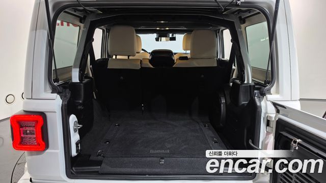 Jeep Wrangler (JL) 2.0 Overland Power Top 4Door 2022 — фото 17