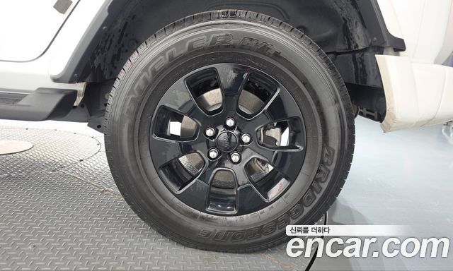 Jeep Wrangler (JL) 2.0 Overland Power Top 4Door 2022 — фото 21
